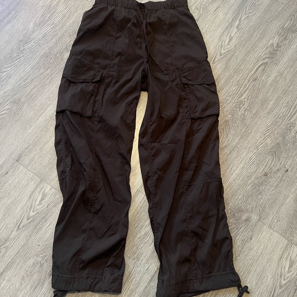 Lululemon - Picture 3 of 6